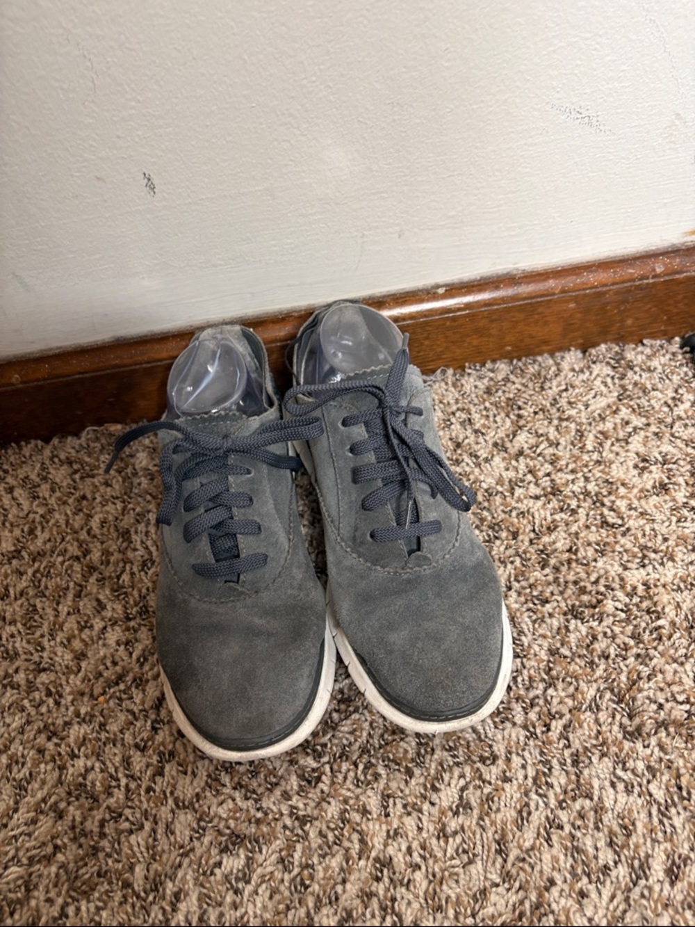 Vionic Gray Suede Women's Casual Lace-Up Sneakers